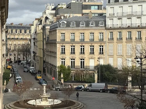 Appartement 7 pièces 345 m²