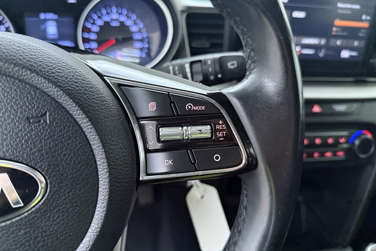 Kia Xceed — photo 16