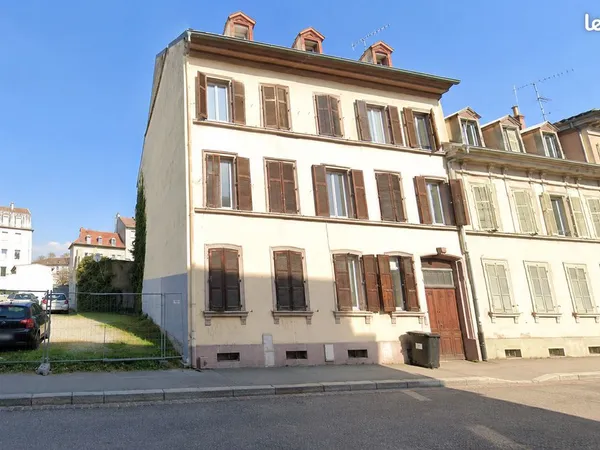 Appartement 5 pièces 100 m² à renover