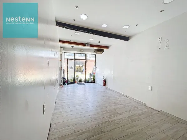 Local commercial à louer de 66 m² avec cave, au centre ville de Villefranche de Lauragais