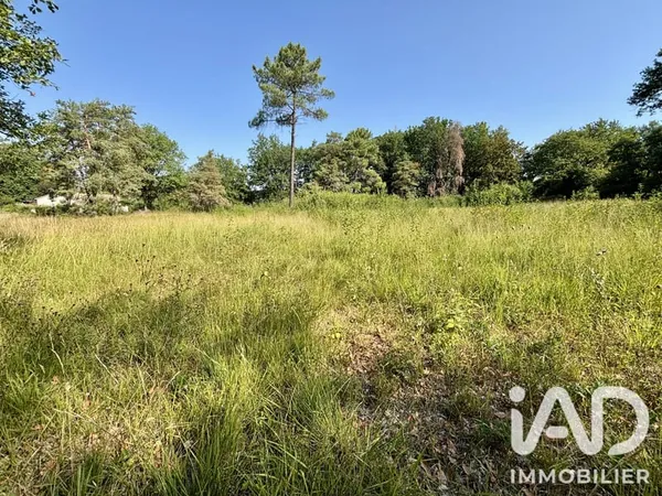 Terrain 1658 m²