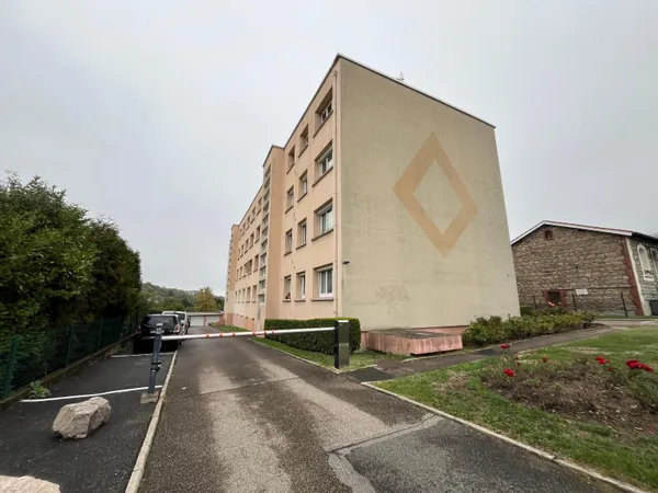 Garage et parking Location Saint-Étienne 60€