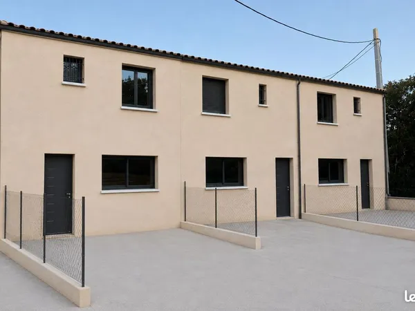 Maison mitoyenne gge jardin terrasse 3 ch