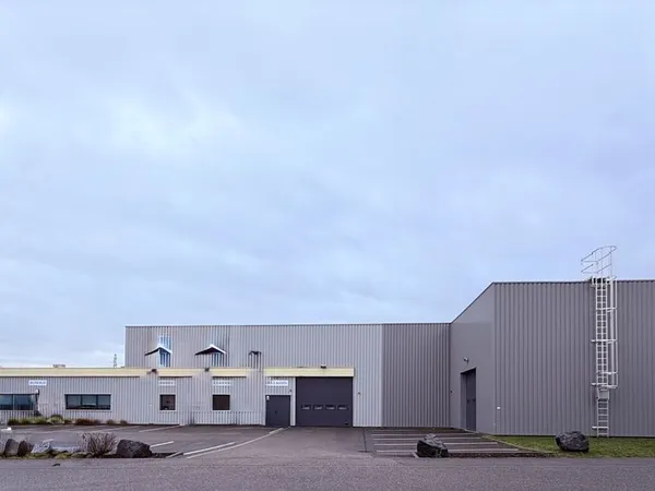 Local 839 m² Hoerdt