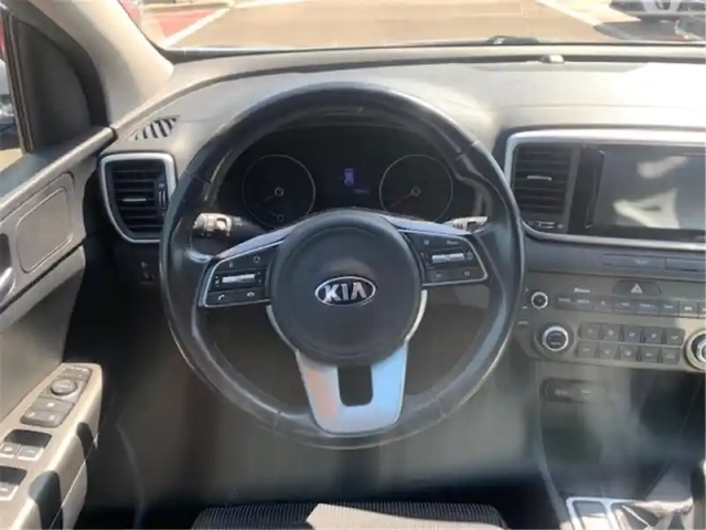 Kia Sportage 1.6 crdi 115 isg 4x2 bvm6 — photo 9