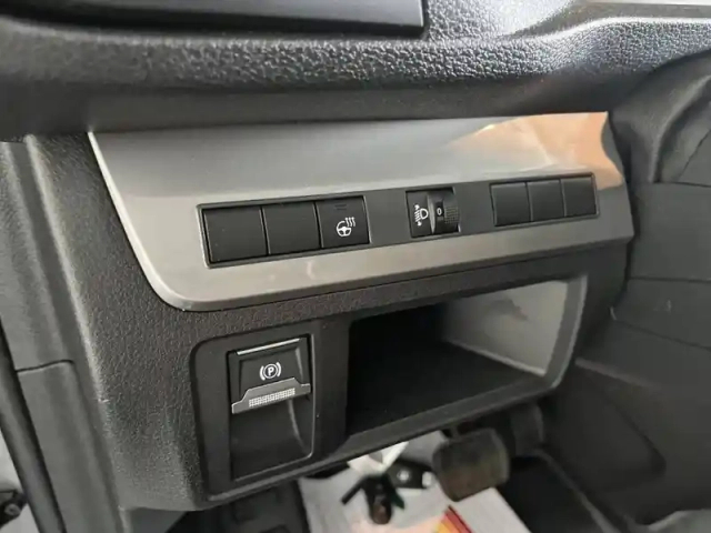 Citroën Jumpy e- fgn taille m 100 kw (136 ch) batterie 75 kwh — photo 12