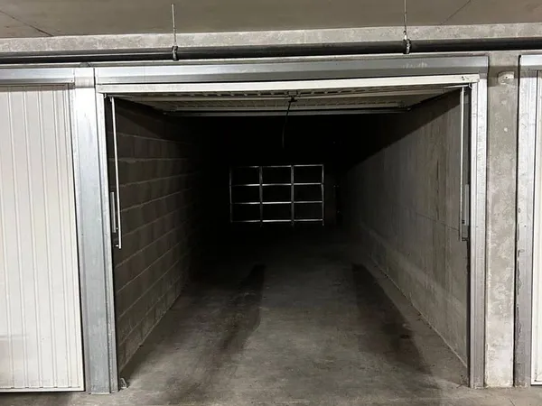 Parking 20 m²