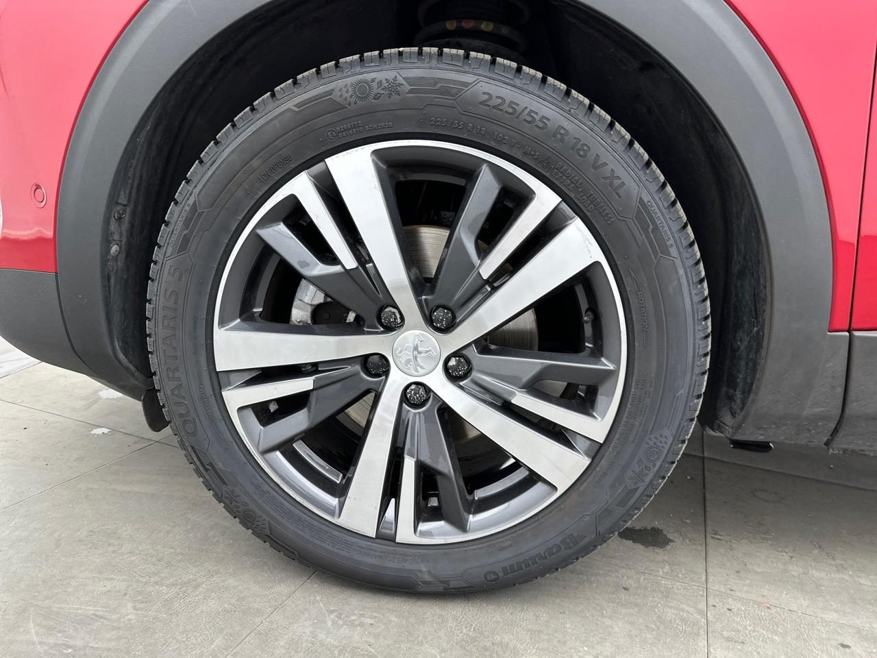 Peugeot 3008 puretech 130ch s&s eat8 allure pack — photo 14