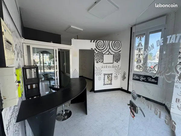 LOCAL COMMERCIAL 25 m² - HYPER CENTRE DE SEGRÉ