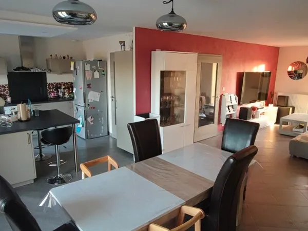 Maison individuelle à Bettelainville rénovée entièrement en 2019- terrain sans vis à vis avec double