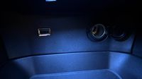 Peugeot 3008 HYBRID 225ch GT e-EAT8 — photo 30