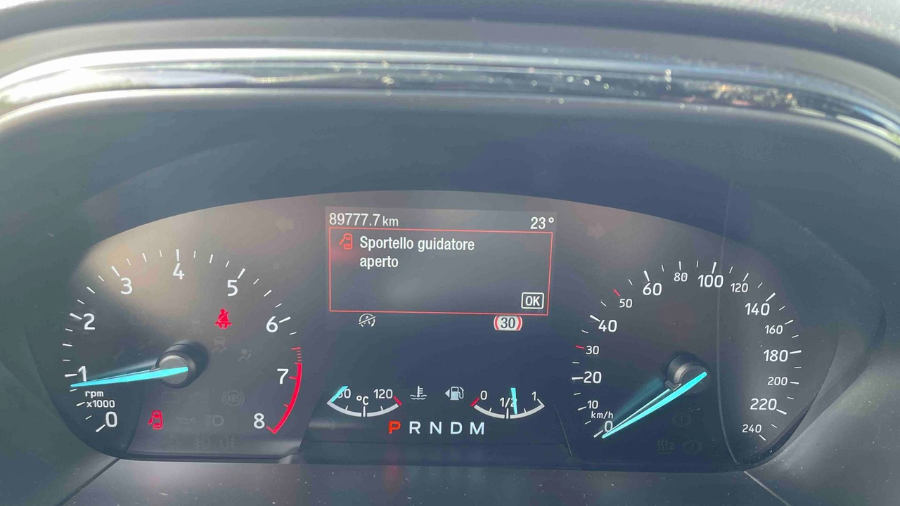 Ford Focus SW 1.0 EcoBoost 155 S&amp;S mHEV Powershift — photo 16