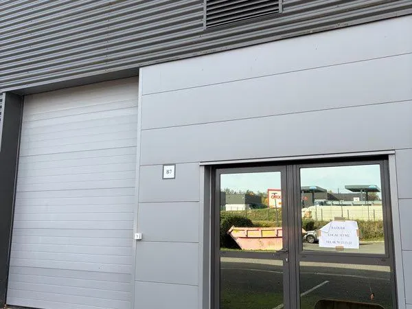 Location local professionnel 112 m2
