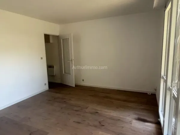 Studio 1 pièce 25 m²
