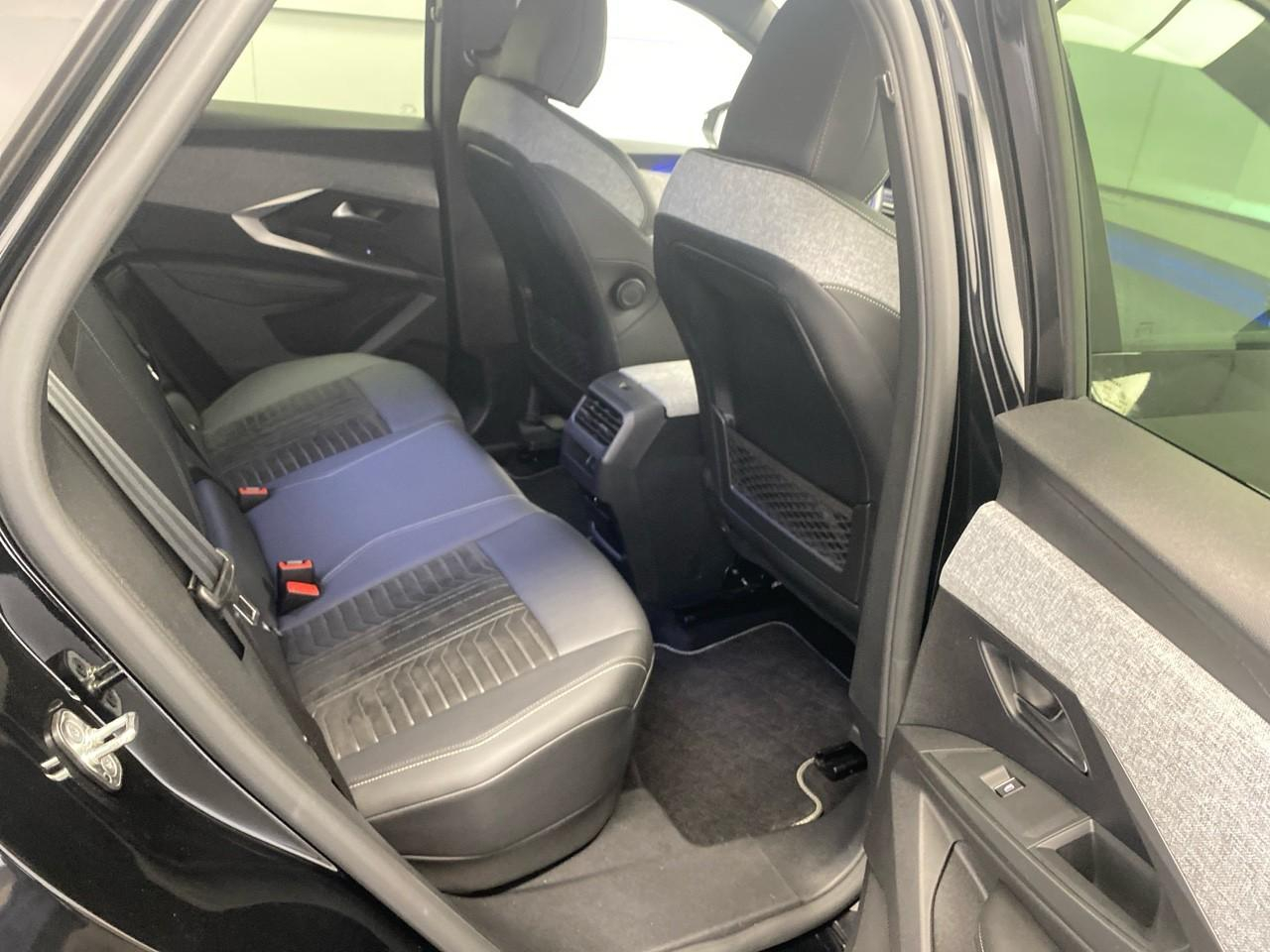 Peugeot 3008 hybrid 136 e-dcs6 gt — photo 23