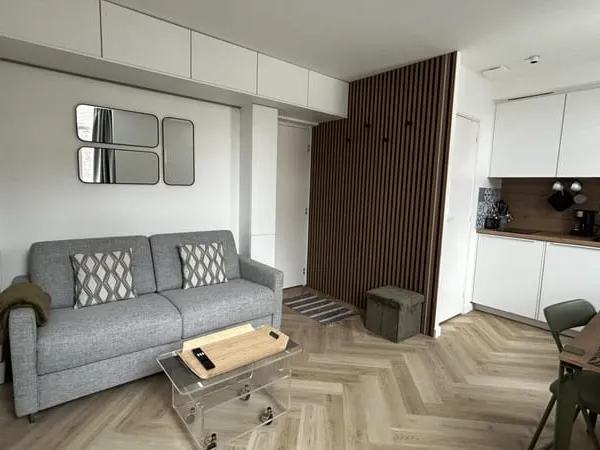 GAMBETTA/WAZEMMES - T1 MEUBLE - RUE DES MEUNIERS