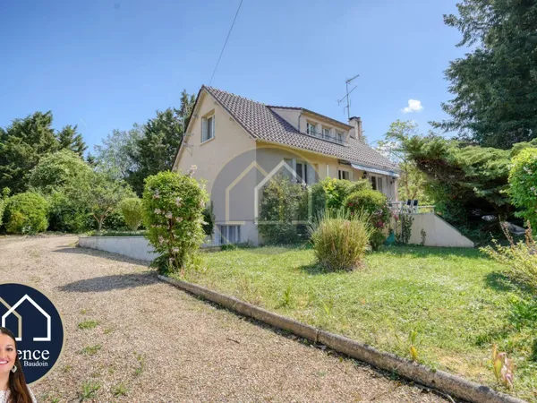 Maison 9 pièces 180 m²