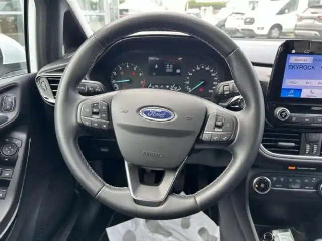 Ford Fiesta 1.0 flexifuel 95ch  titanium x 5p — photo 13