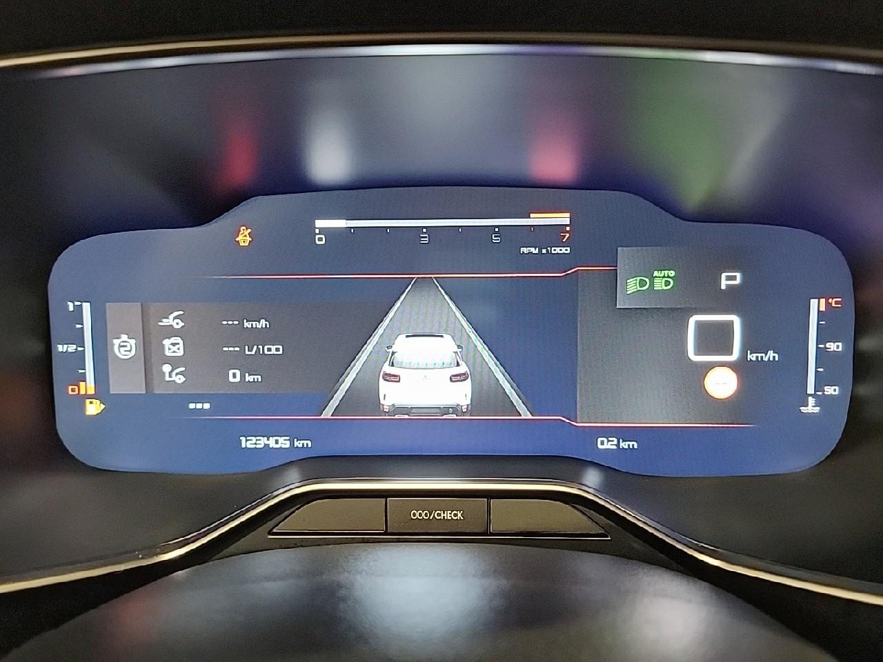 Citroën C5 Aircross bluehdi 130 s&s eat8 shine pack — photo 21