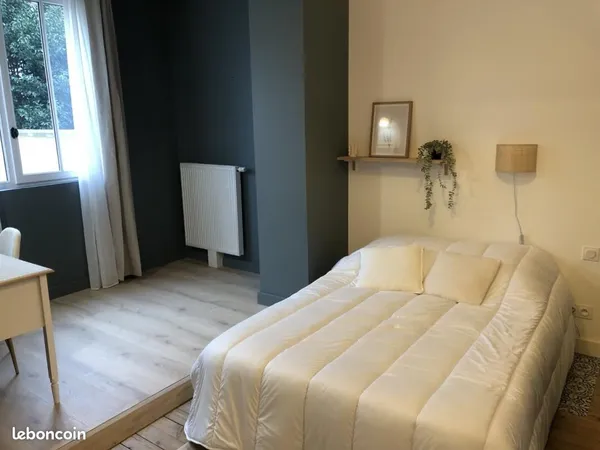 Chambre 1 pièce 9 m²