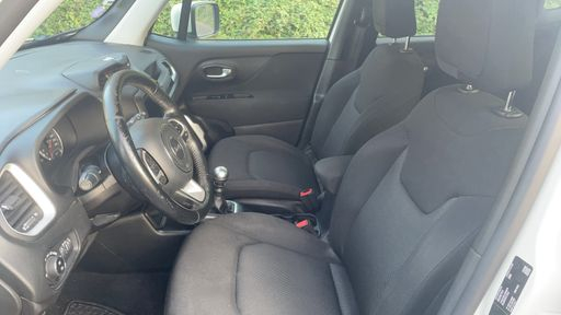 Jeep Renegade 1.0 T3 120 4X2 - Quicksilver – 2020 – 72074 km – Essence – Boîte Manuelle — photo 6