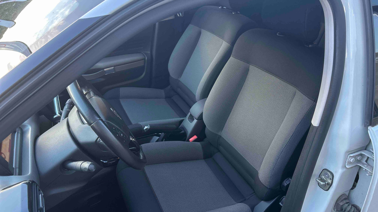 Citroen C4 Cactus PureTech 110 S&amp;S BVM6 — photo 11