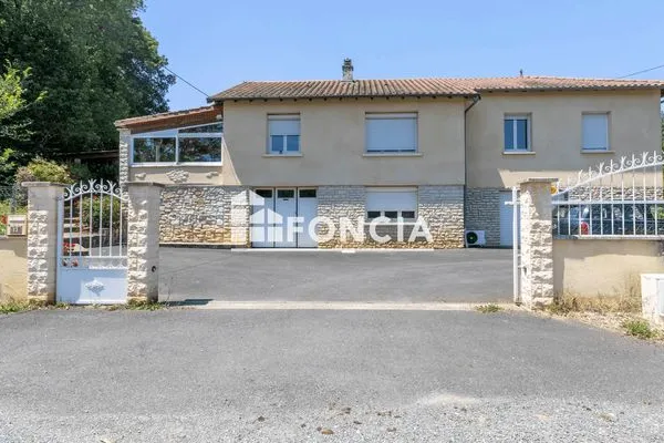 Maison 5 pièces 140 m²