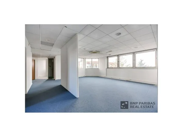 Bureaux 2669 m²