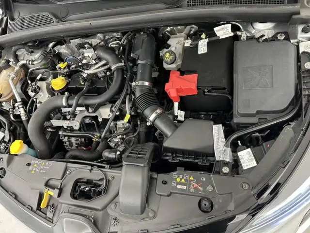 Renault Clio tce 90 — photo 59