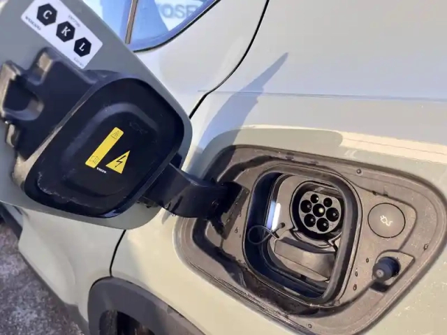 Volvo C40 recharge extended range 252 ch 1edt — photo 46