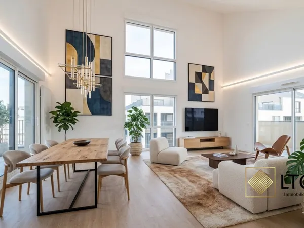 Appartement 7 pièces 162 m²