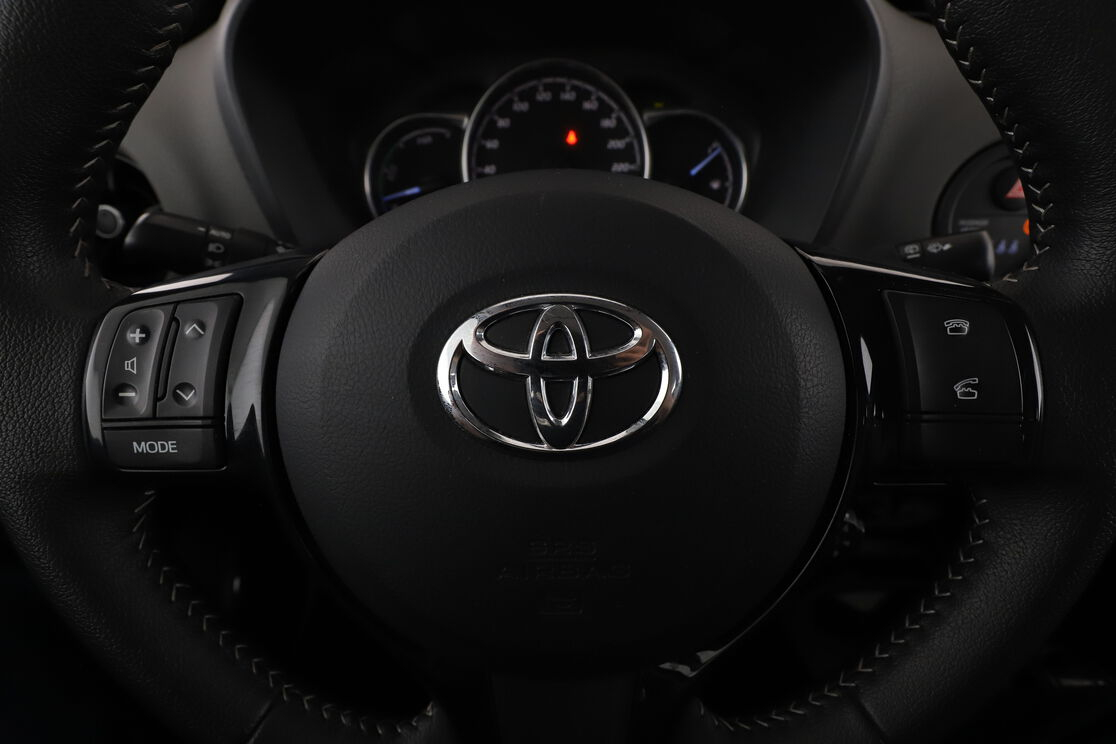 Toyota Yaris 1.5 Hybrid France — photo 14