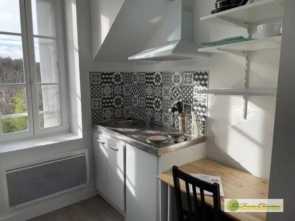 Studio 1 pièce 12 m²