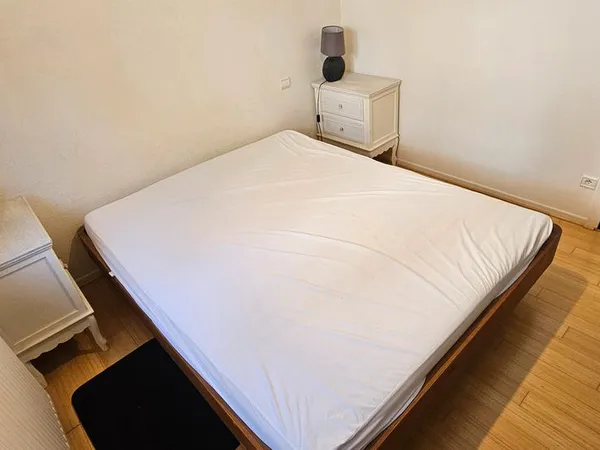 Chambre en colocation dans maison