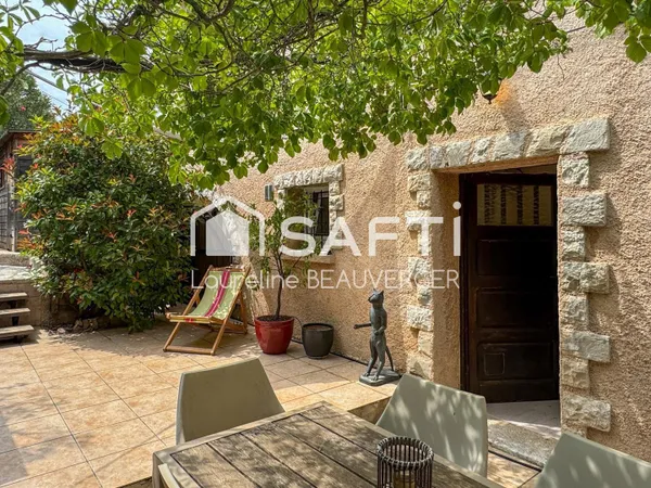 Appartement entre plage et centre-village