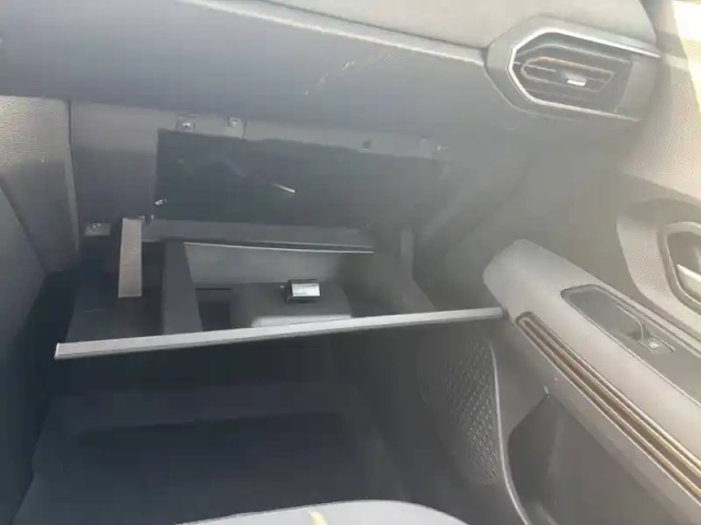 Dacia Sandero eco-g 100 gsr2 — photo 58