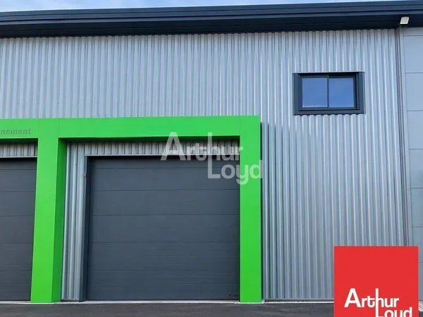 LOCAL D'ACTIVITE 180 m² LA RÉORTHE