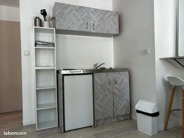 Studio centre ville 24,5