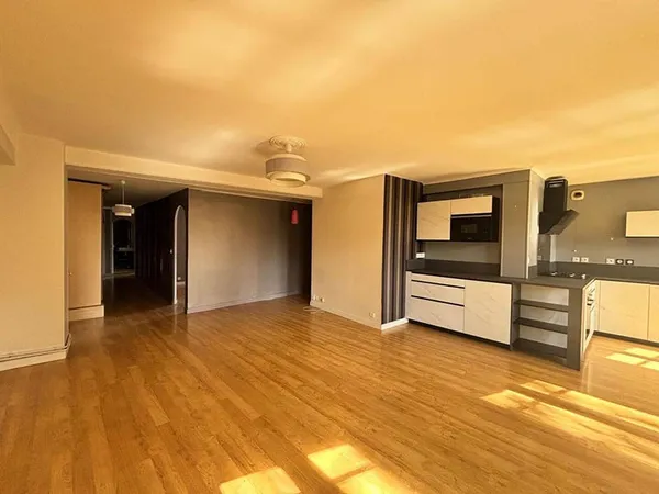 Appartement 4 pièces 95 m²