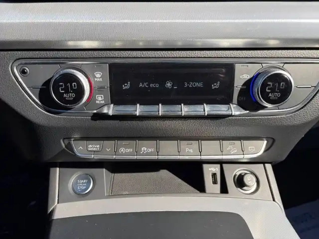 Audi Q5 sportback 35 tdi 163 s tronic 7 — photo 29