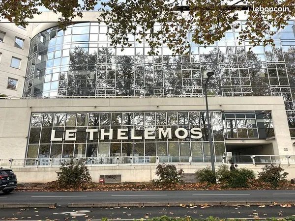 Bureaux 370 m²