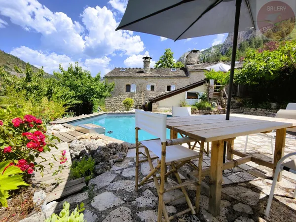 Maison de hameau 6 pièces 124 m²