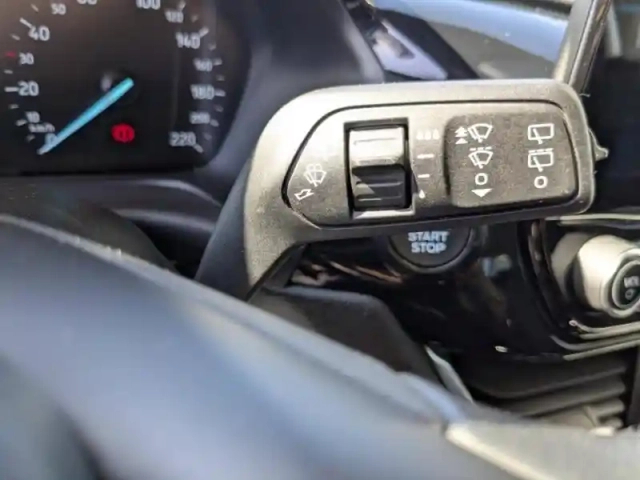 Ford Fiesta 1.0 ecoboost 100ch stop&amp;start titanium 5p euro6.2 — photo 10