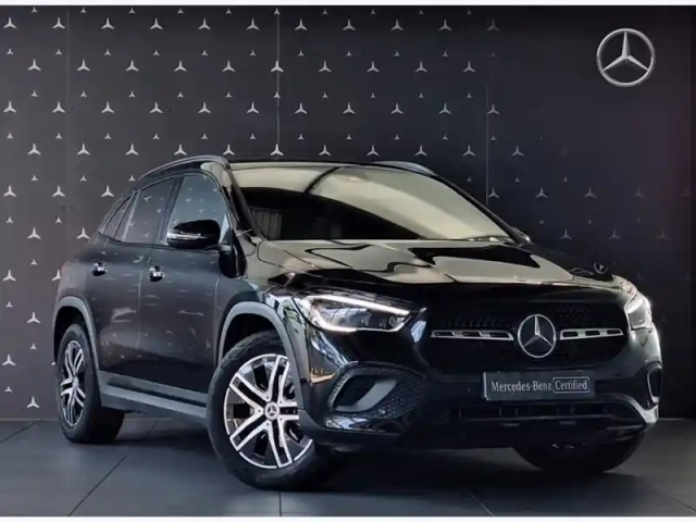 Mercedes Gla 200 d progressive line — photo 38