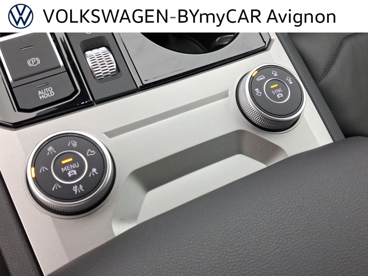 Volkswagen Touareg 3.0 TSI eHybrid 462 ch Tiptronic 8 4Motion — photo 10