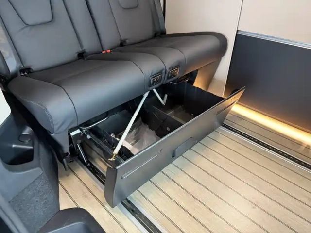 Mercedes Cla marco polo 250d 9g-tronic rwd — photo 32
