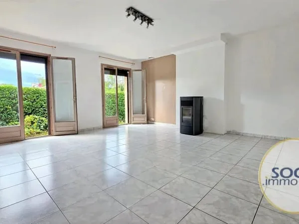 Maison de plain-pied 6 pièces 111 m²