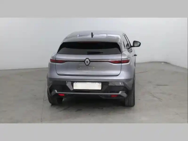 Renault Megane ev60 220 ch super charge techno — photo 4
