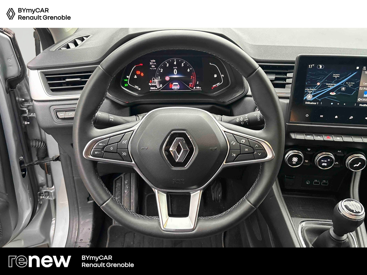 Renault Captur mild hybrid 140 — photo 10