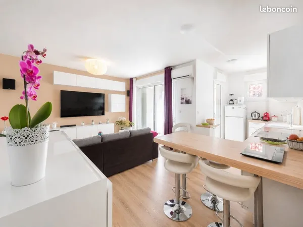 Appartement T4 de 54 m² Rives du Lez / Port Marianne